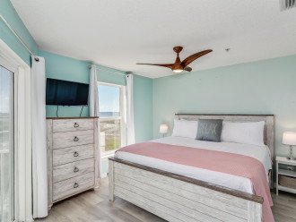 GREAT RATES! Upscale 3/2 Sound View Condo on beautiful Navarre Beach! #17