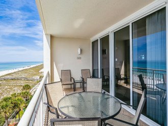 GORGEOUS 5TH FLOOR CONDO AT THE PEARL OF NAVARRE! #30
