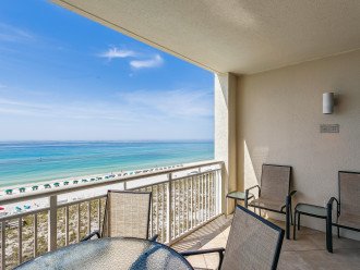 GORGEOUS 5TH FLOOR CONDO AT THE PEARL OF NAVARRE! #29