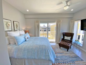 Breath-taking views of Sabine Bay from this beautifully decorated townhome! #30