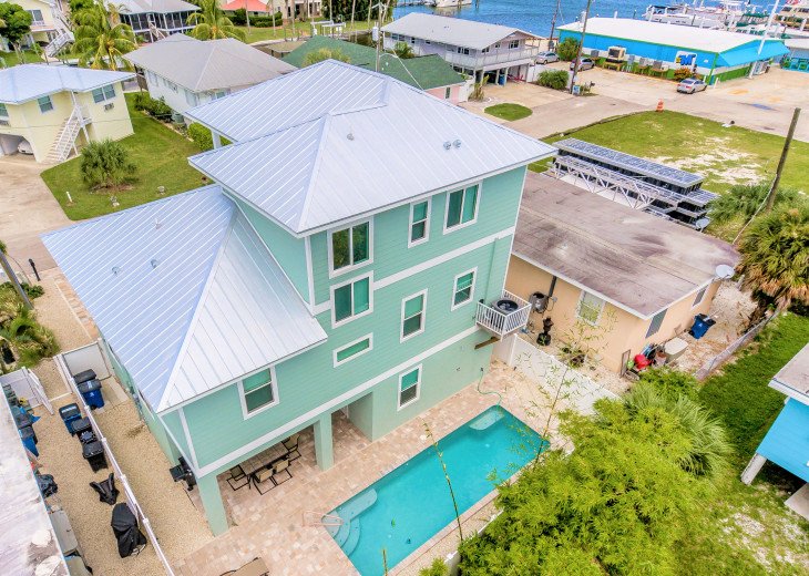 Aerial view of Harbor Bayview rental with pool