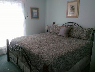 Secondary bedroom with king size bed