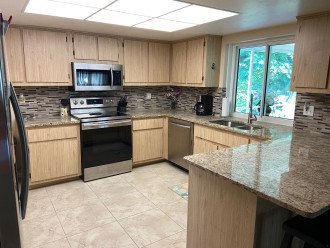 Newly renovated kitchen Granite Countertops and Stainless Appliances