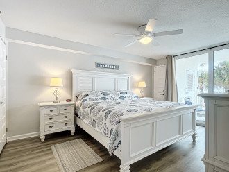 King bed for Gulf front bedroom