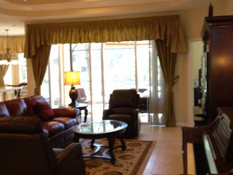 UPSCALE 2 BEDRM AND 2 BATH LAKE AND GOLF VIEW WITH PRIVATE POOl #1