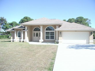 Beautiful 3 Bed Gulf Coast Vacation Home with Heated Pool #1