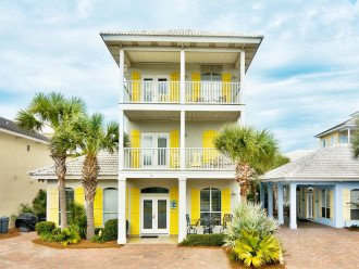 South Seas - 4br/3.5ba + Game Room - Sleeps 14. Book direct at GULF911 website