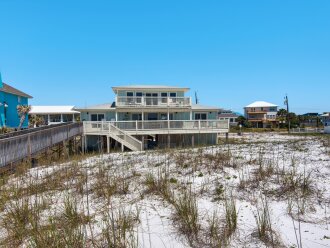 1114 Ariola Dr_20250416_239