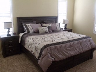 Master Bedroom - King Bed