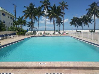 Direct Ft Myers Beachfront - Under Bldg Parking close to Lobby ! #1