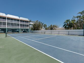 Tennis / Pickleball Courts
