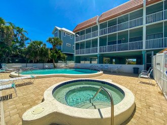 Perfect Beach Getaway with Bay Views & Boat Dock w/ Trailer Parking #20