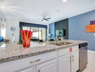 GREAT PRICE AND LOCATION. Spacious Modern Solara Resort Townhome Private Pool #1