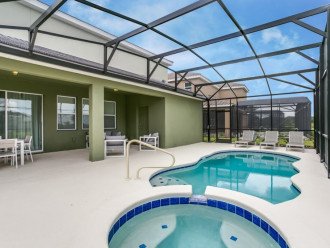 Modern Affordable 6BD 5 1/2 BA Pool/Spa Games Room Free Use of Solterra Resort #1