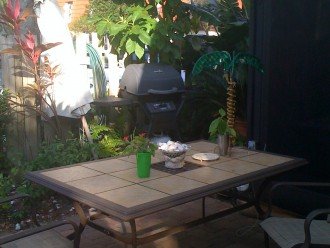 patio w/ grill