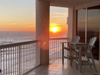 Oceanfront LUXURY Condo on the Beach! 16th Floor Views of the Emerald Coast #1