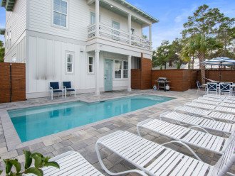 Brand New Luxury Home! Private Pool- Free 6 Seat Golf Cart! 4 Min to Beach #1