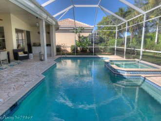 Beautiful Pool Home Professionally Renovated #23
