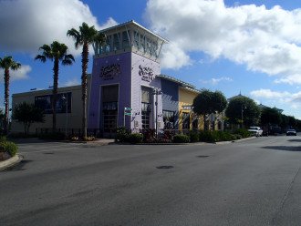 Tootsie's Famous Lounge in Pier Park
