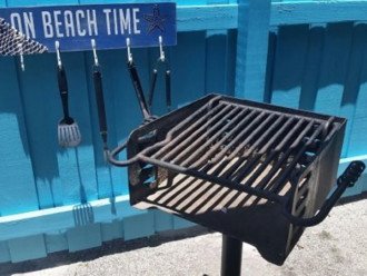 Charcoal BBQ grill, common area
