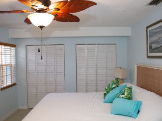 Master Bedroom - King Bed & Plenty of Closet Space