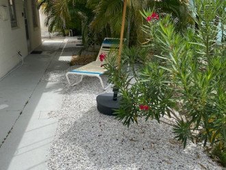 Venice Island, steps from beach and down-town, surrounded by beautiful garden #4