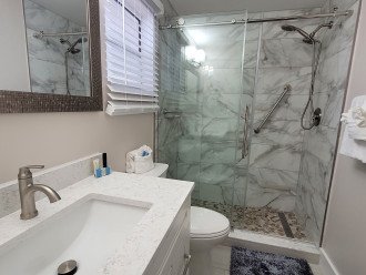 Studio 63 bathroom