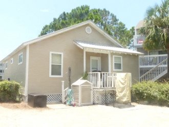 Blue Skyes Cottage! Handicapped Accessible! Dogs welcome! #1