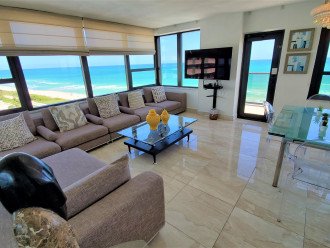 Direct Oceanfront Balcony with Blue Ocean Views - 1402 #7