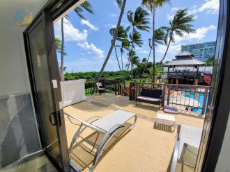Direct Oceanfront Balcony with Blue Ocean Views - 1402 #41