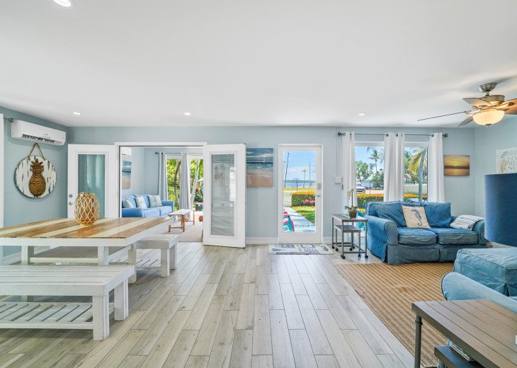 Gorgeous view of Largo Sound from your kitchen!