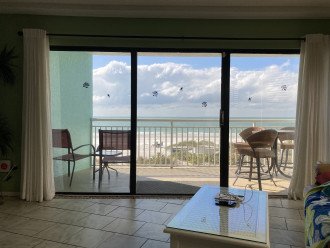 Awesome beachfront 1 bedroom condo #22
