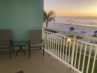 Awesome beachfront 1 bedroom condo #27