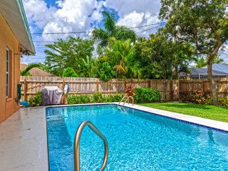 Last Mango - Home with Pool and Walking Distance to Beach! Pet Friendly #1