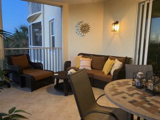 Minutes from Sanibel Island or Fort Myers Beach, 2 Bedroom, 2 Bath Condo. #1