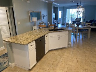 Minutes from Sanibel Island or Fort Myers Beach, 2 Bedroom, 2 Bath Condo. #32