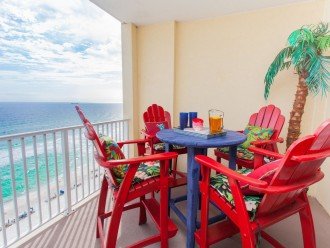 SEA is Calling. ANSWER! Squeaky Clean, Spacious Unit - We make VACATION Better! #1