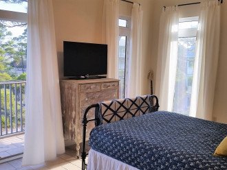 Third floor bedroom is very comfortable, perfect for in-laws or adult couples.