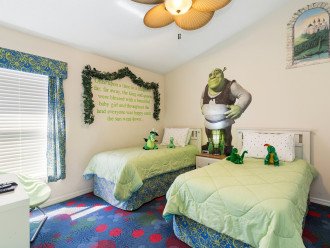 Shrek Bedroom