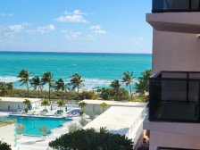 2/2 Private Junior Suite Beachfront Condo-Mid Miami Beach