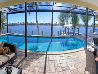 CapeCoralRentalHouses House 03 - Lake View in Cape Coral, Boaters Paradise #1