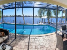 CapeCoralRentalHouses House 03 - Lake View in Cape Coral, Boaters Paradise