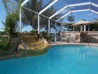 CapeCoralRentalHouses- House 04 Pool+REAL HotTub, Gulf Access Canal, Office+WIFI #1