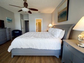 SPECIALS + Steps to Beach + Large Beach House with Heated Pool + Pet Friendly #48