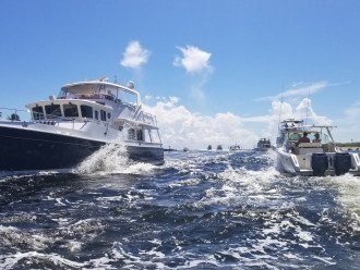 Rent a Boat & Enjoy the Beautiful Waters Around Pompano Beach!
