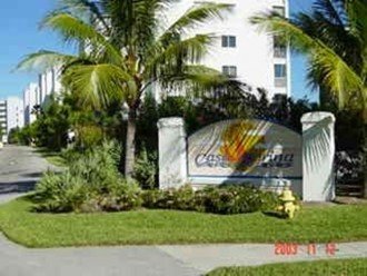 2 Bedrooms Condo, Fort Myers Beach, Walk to Beach #5