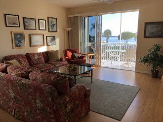2 Bedrooms Condo, Fort Myers Beach, Walk to Beach #17