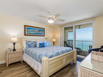Master King Bed With Ocean Views