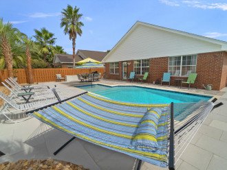 EMERALD COVE | Private Pool | Free Golf Cart | 4min to Beach | Students Welcome #29
