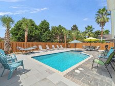 EMERALD COVE | Private Pool | Free Golf Cart | 4min to Beach | Students Welcome